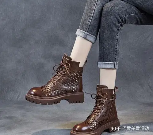 穿马丁靴袜子很臭怎么办?