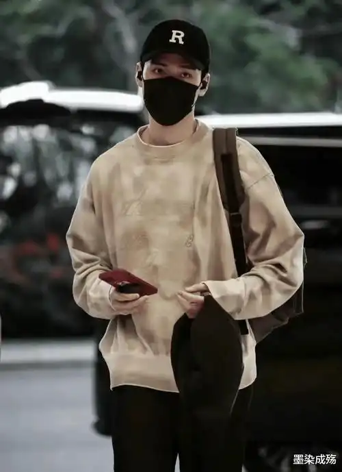 男明星的戴口罩都可以这么帅,这些男明你最喜欢谁呢?