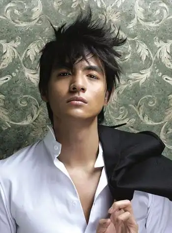 李学庆身高年龄多大出柜了吗 全员加速中猎人李学庆个人资料微博大鸟