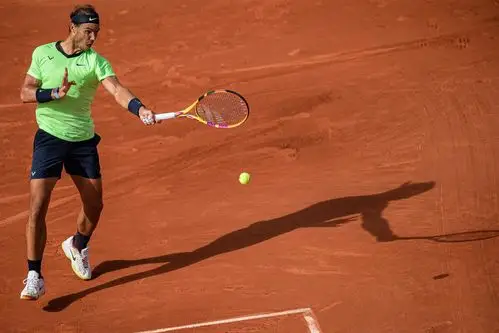 网球——法网:纳达尔晋级16强