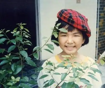 小沈阳晒自己14年前青葱照 盘点明星童年萌照(组图)【24】