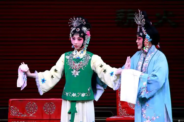 荀派京剧《红楼二尤》