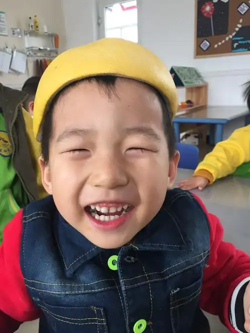 乖乖班——独特的小帽子