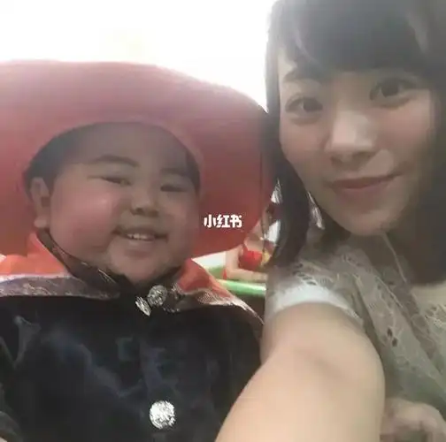 可爱的tatan  #tatan又来啦  #印尼小胖tatan  #tatan表情包  #t