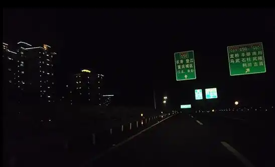 夜间开车跑高速的10个安全技巧,每个都是经验教训换来的,很重要