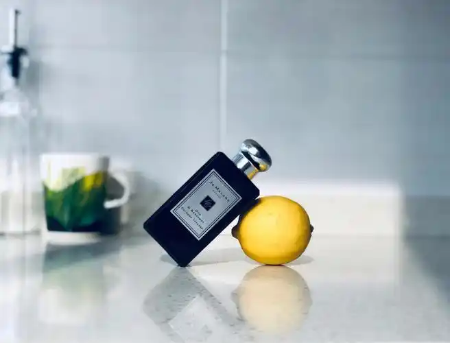 oudbergamotjomalone乌木与佛手柑