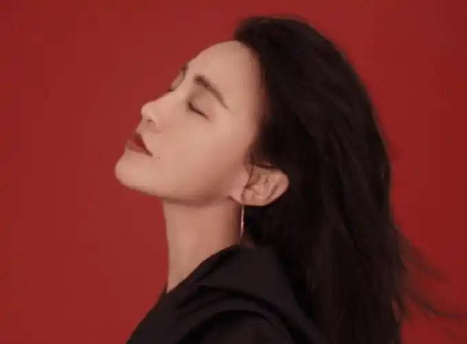 原创娱乐圈最美摄影师陈漫颜值与实力并存随手一拍都是艺术品