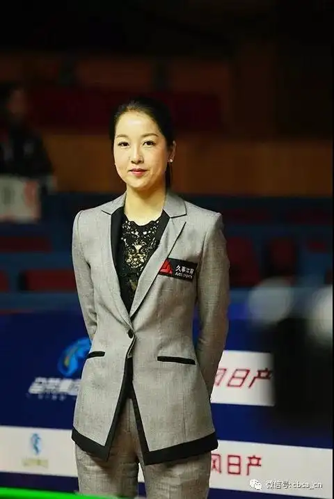 斯诺克美女裁判诸瑛执裁上海