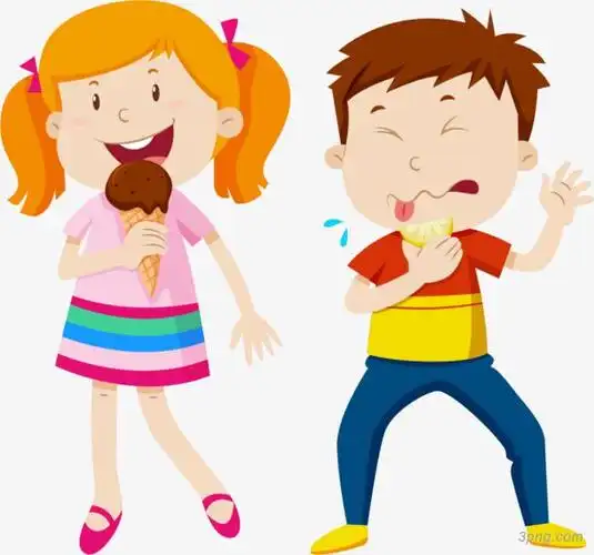 儿童节吃雪糕的小朋友