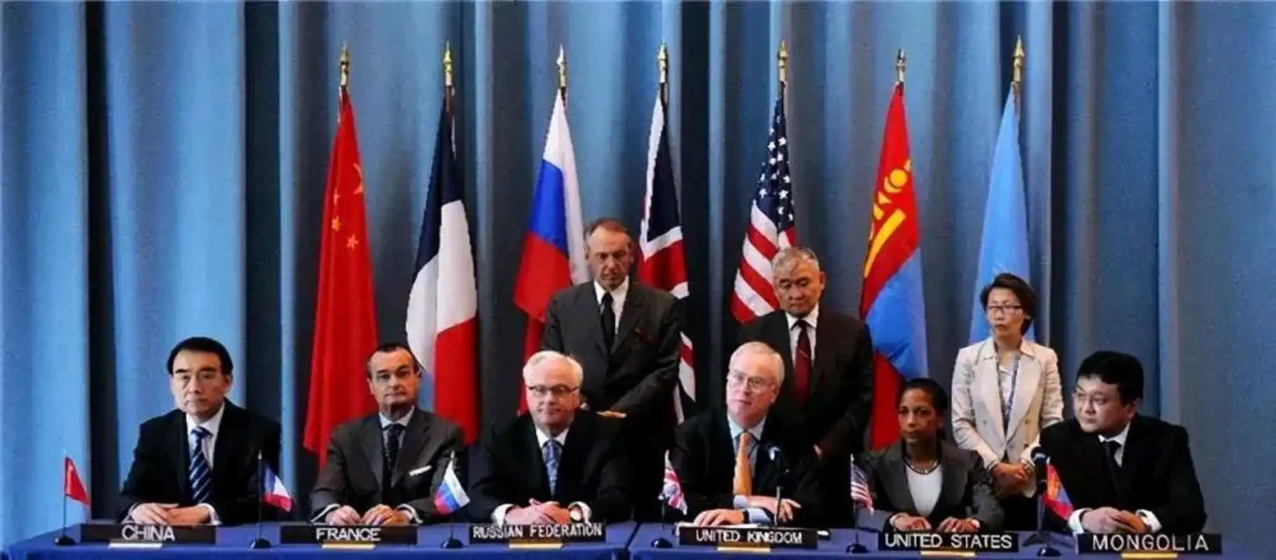 想要入联合国常任理事国的必要条件,是必须获得5个常任理事国的一致