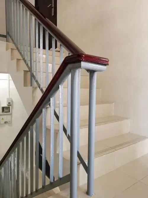 楼道美人心齐加装电梯成为上海长宁这个小区邻里的连心桥