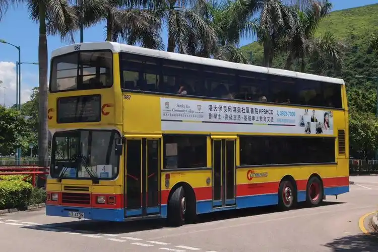 非专城巴 愉景湾活动穿梭巴士 (多相)