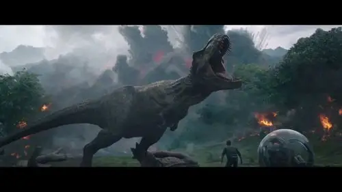 侏罗纪世界2曝光新电视预告狮子vs霸王龙有点可爱该片内地6月15日上映