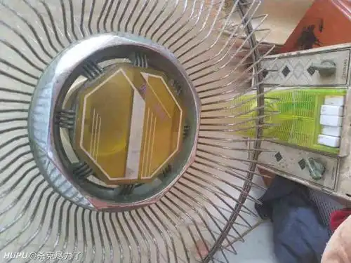 我88年的,这个电风扇大概89年的,也是三十岁了,年纪能爆百分之67的jr