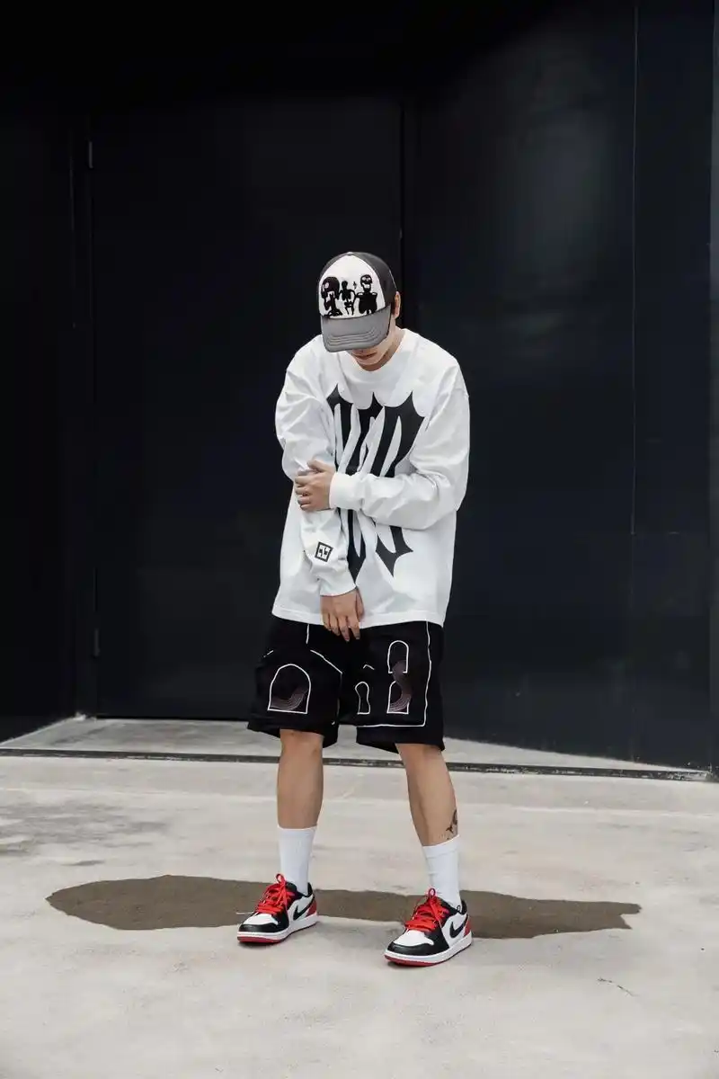 aj1low总是能很好的在夏日 - 抖音