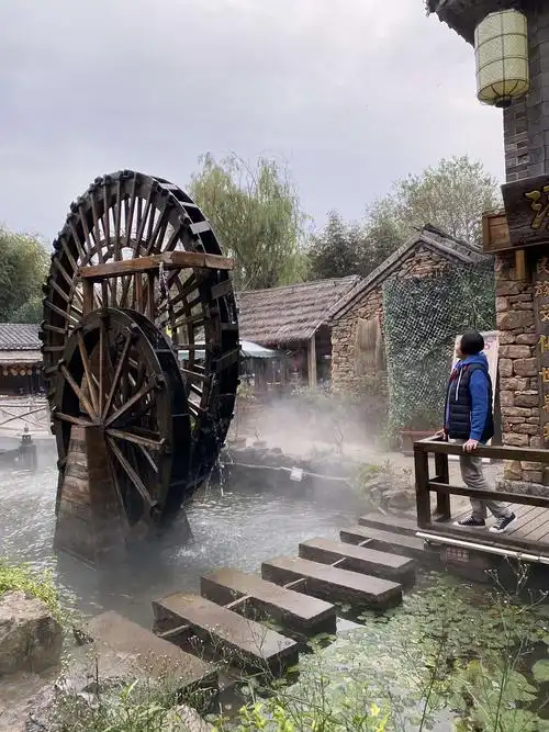 走进沂南竹泉村&红石寨