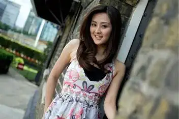 2012香港小姐决赛 张名雅获三料冠军[午间新闻]_百度视频搜索