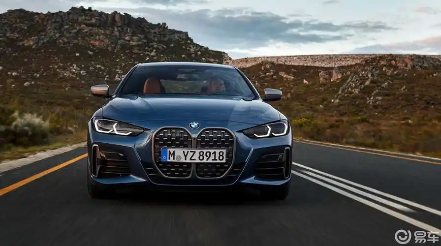 2021宝马4系首次亮相大肾脏格栅新型轻度混合动力发动机_易车