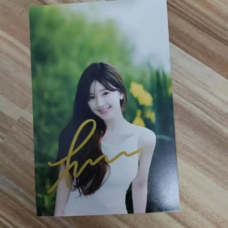 赵露思.出赵露思签名照#赵露思 #签名照 - 抖音