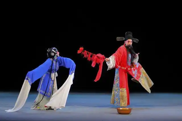 二人转经典剧目介绍马前泼水