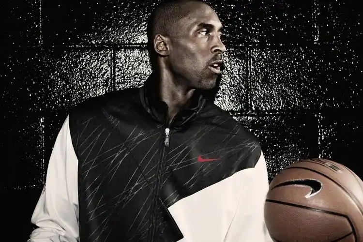 高清:科比当年为zoom kobe v拍摄的一组帅气写真|科比|写真|壁纸_新浪