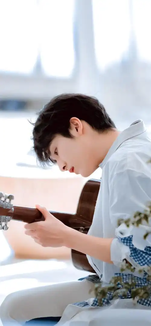 张新成男生帅气背景图片2