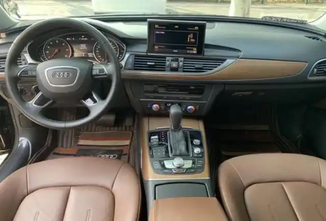 5l和1.8t老款奥迪a6?车主:最关键是比2.0t便宜