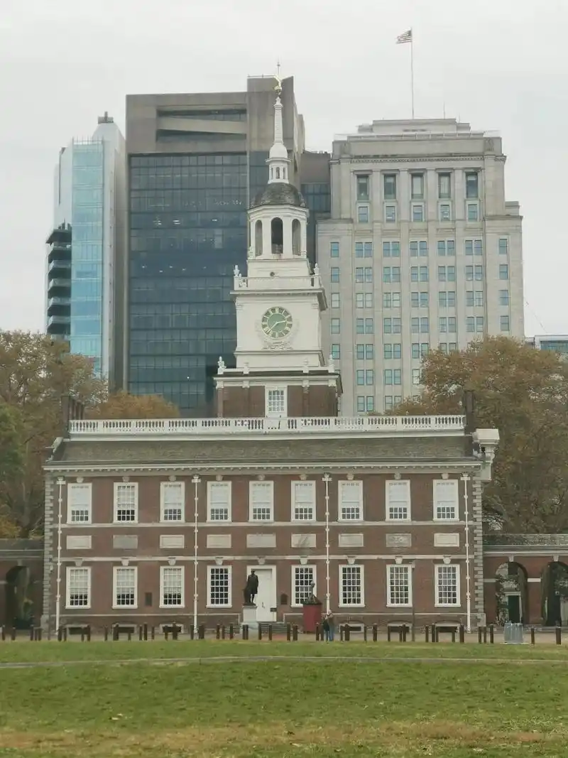 独立宫是美国著名历史纪念建筑.