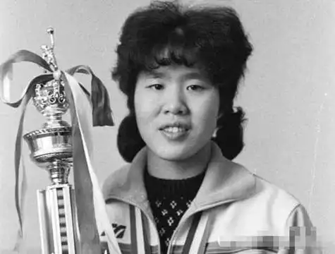 青春不迷茫!回顾郎平老照片