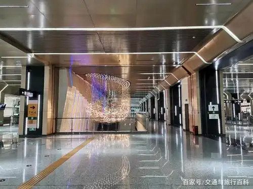 「地铁之美」北京地铁花庄站:城郊六环的约会