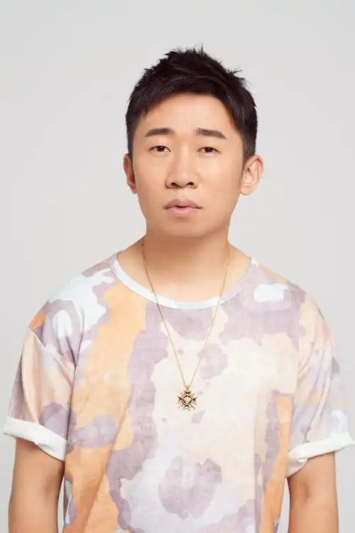 杨迪宣布分手!与恋爱12年的女友感情终结