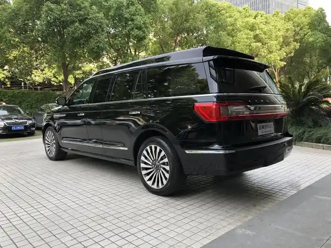 2021款四座林肯领航员加长领队一号外交官林肯领队一号5.