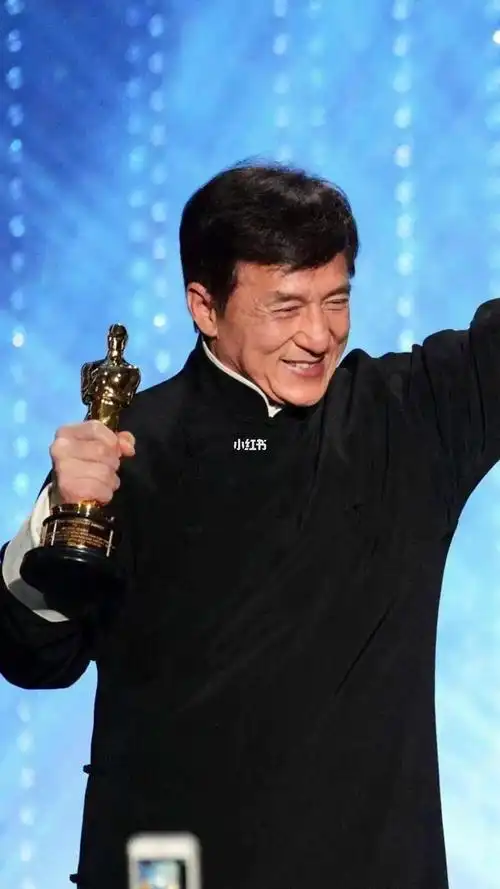 拿到奥斯卡终身奖的成龙却被金像奖拒之门外