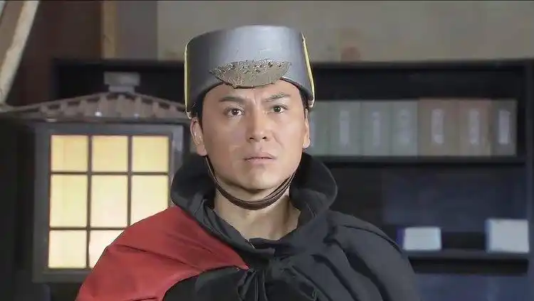 神探包青天:皇上一见展昭,立马就问了他这种问题,展昭懵了