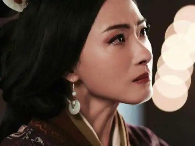 曹皇后是曹操之女,退位时为何要咒骂兄长曹丕"天不祚尔"?_腾讯新闻