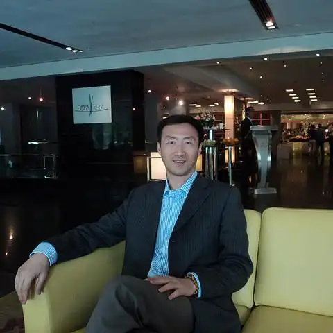 企查查-老板头像