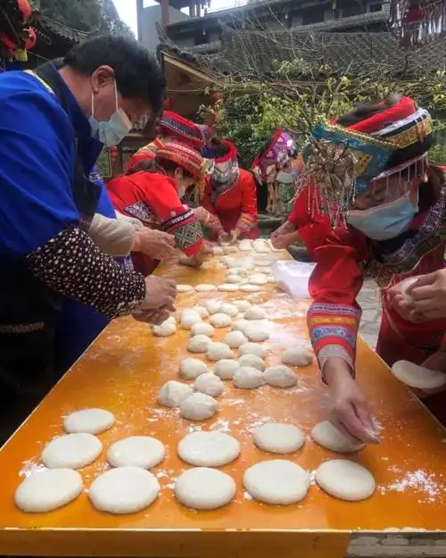 【建始印象】特色小吃之手工糍粑