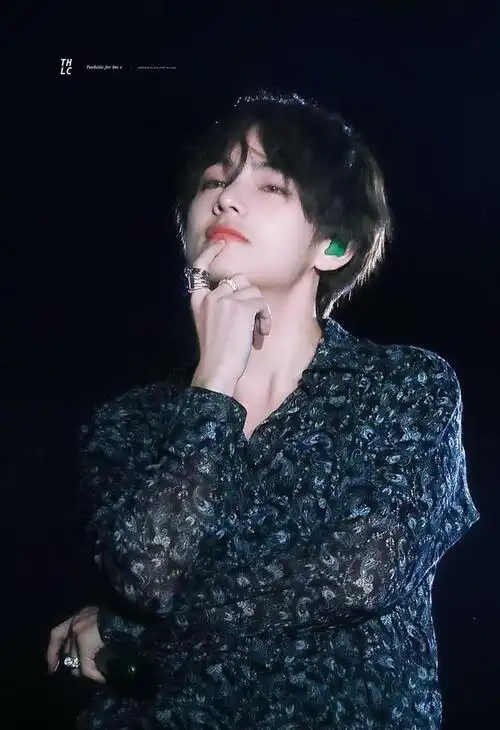 韩网热帖金泰亨的美疯外貌大概是天使吧你能忍到第几张不尖叫