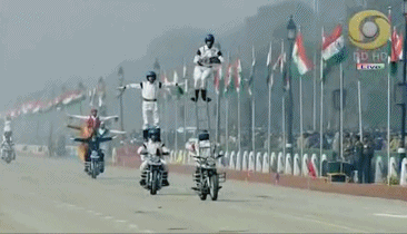 印度人又开挂!这部神片真要把我笑抽了