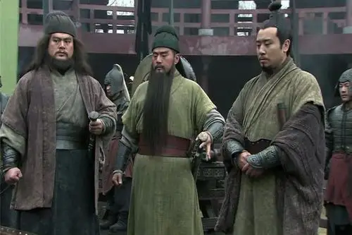 历史上的张飞才貌双全,有勇有谋,为什么甘心给刘备做小弟呢?_关羽