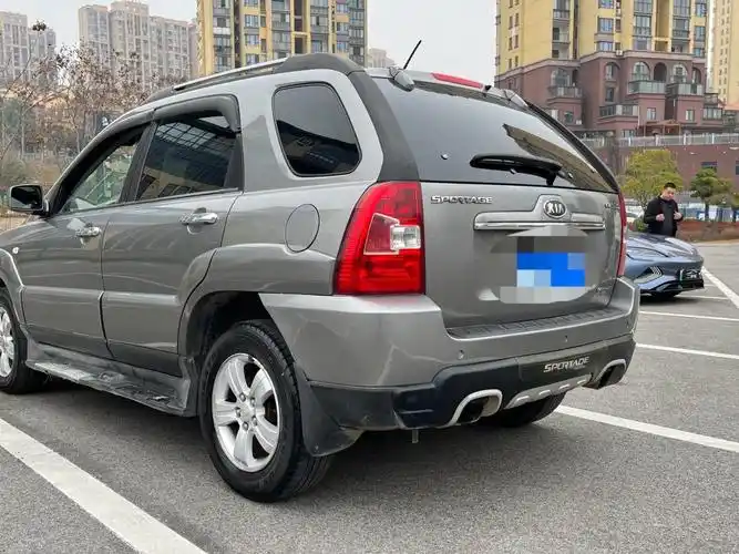 起亚 狮跑  2009款 2.0l 手动两驱版gl图片