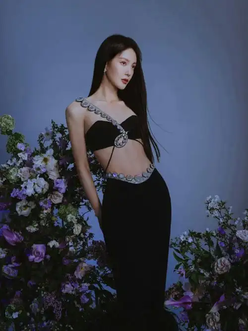 金晨人鱼礼服##金晨的马甲线