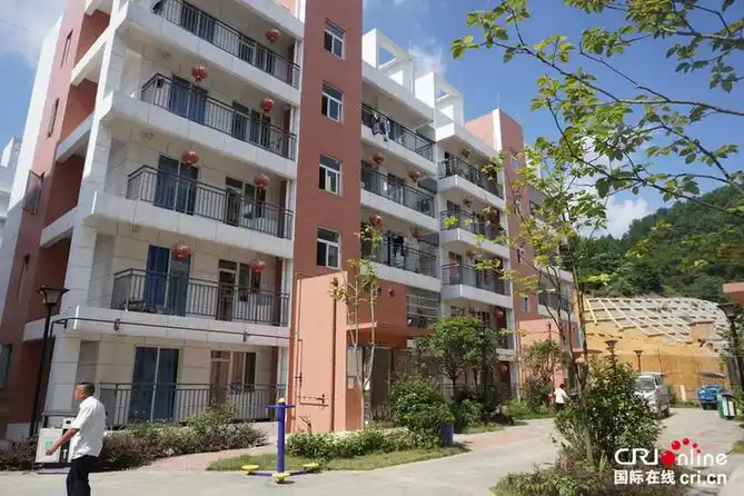 小木屋变单元房 易地扶贫搬迁移民获得感满满