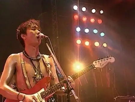 首页 新闻中心 娱乐   第八 黄家驹   香港殿堂级摇滚乐队beyond,是我