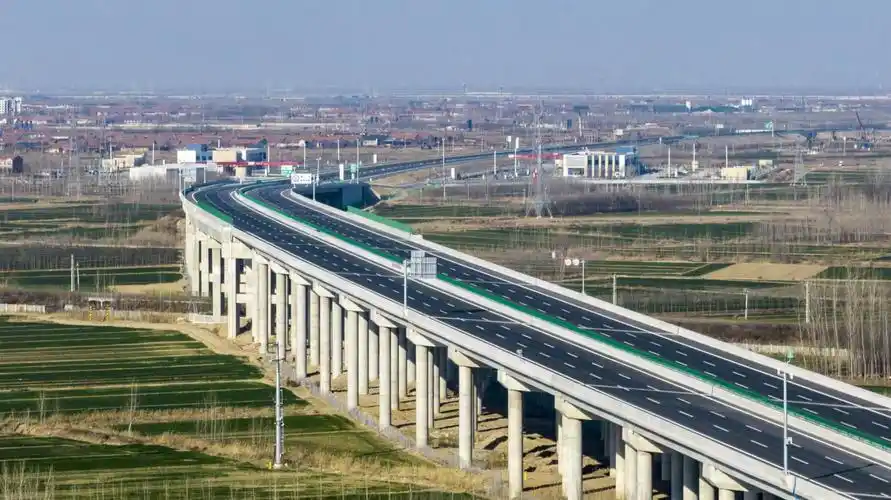 山东高速集团投资建设的沾化至临淄高速公路建成通车 - 海报新闻