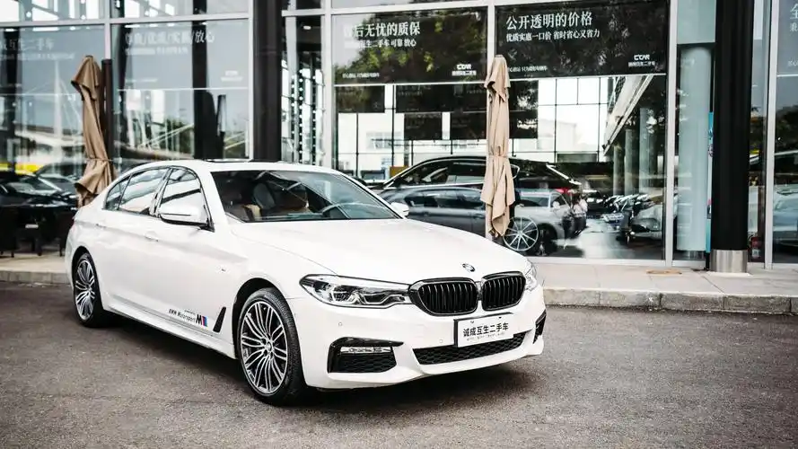 富有进取精神的运动豪华商务座驾唾手可得宝马530li领先型