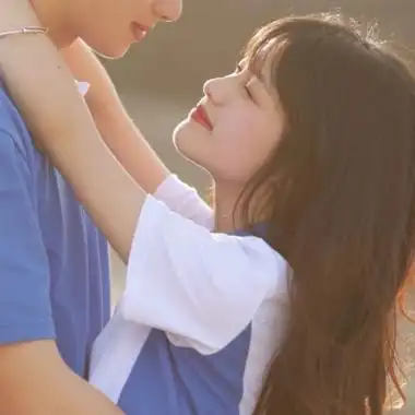 学生党情侣头像真人高清唯美清新的学霸情侣头像真人图片