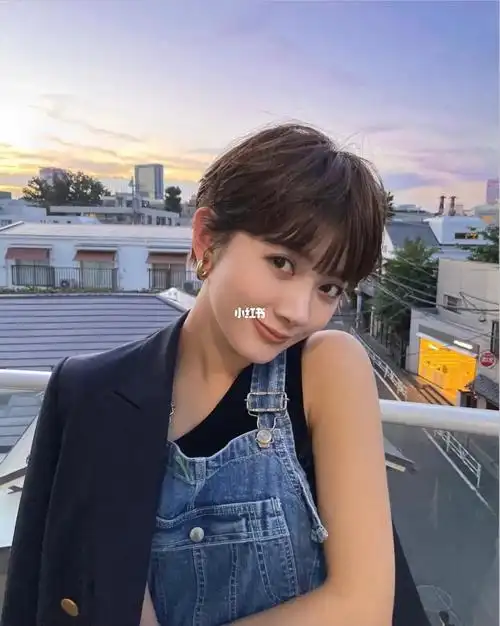 女生短发发型  #短发