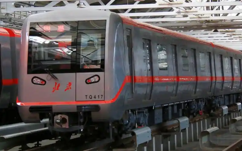 二十年连接郊区第一线京pov024北京地铁八通线花庄至四惠全程第一视角