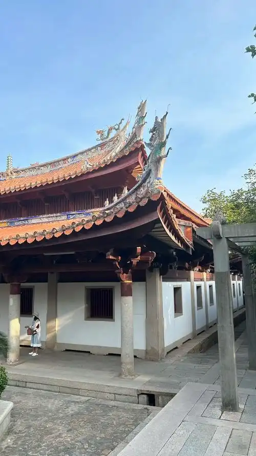 开元寺位于福建省泉州市鲤城区西街,是中国东南沿海重要的文物古 - 抖